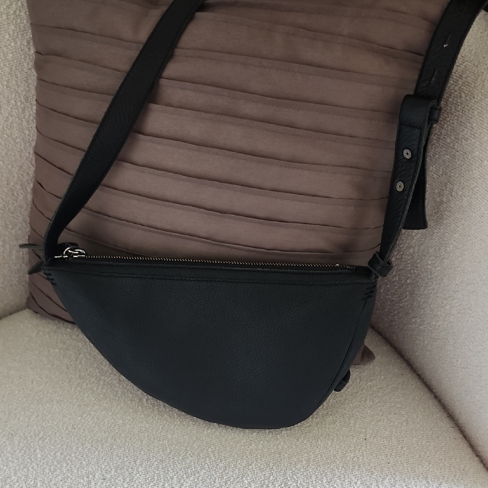 THE SAK - Tess Leather Sling Crossbody